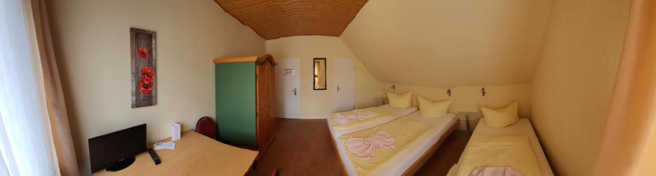 Hotel & Restaurant Beckmanns Winzerhaus Urbar  Экстерьер фото
