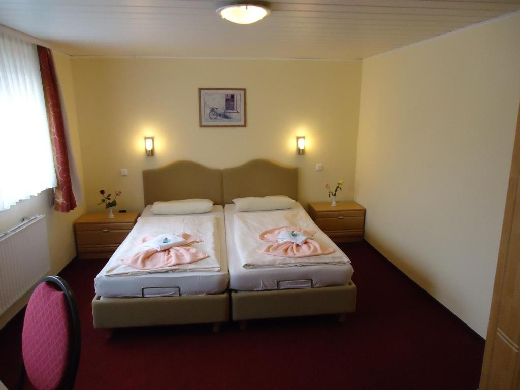 Hotel & Restaurant Beckmanns Winzerhaus Urbar  Номер фото